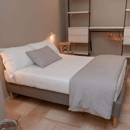 Litium 3 Bed & Breakfast Лече Екстериор снимка
