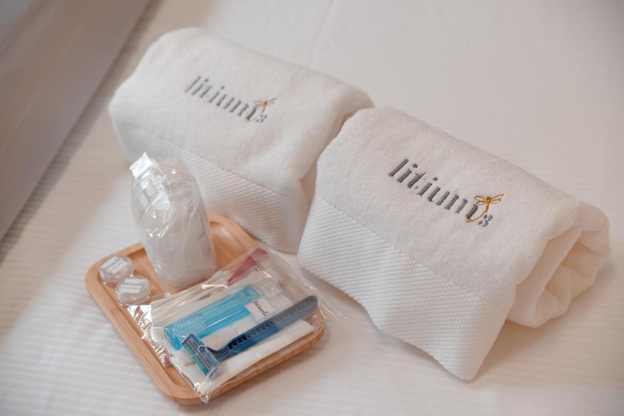 Litium 3 Bed & Breakfast Лече Екстериор снимка
